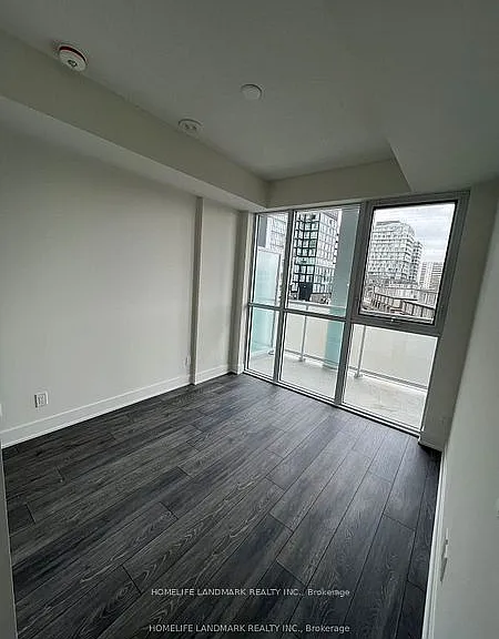 188 Fairview Mall Dr #309 — Photo 4