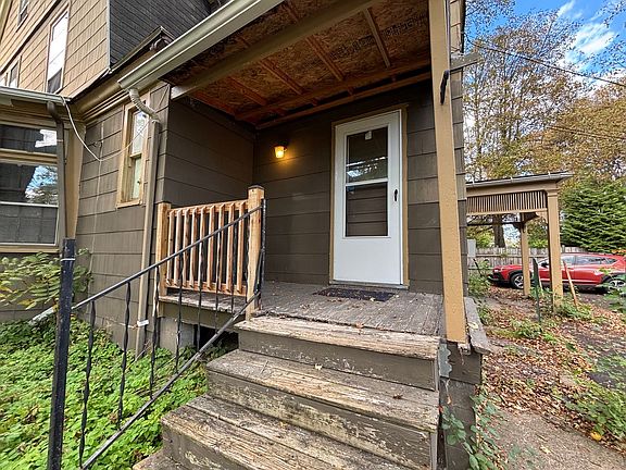 5th image of 410 Oxford St APT 1