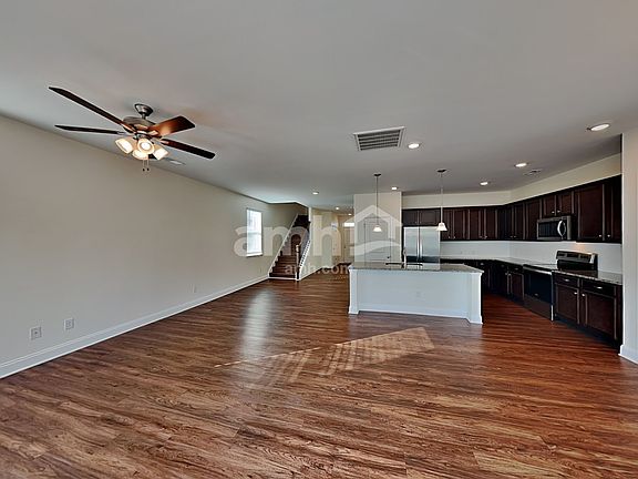 5th image of 124 Hamilton Park Dr