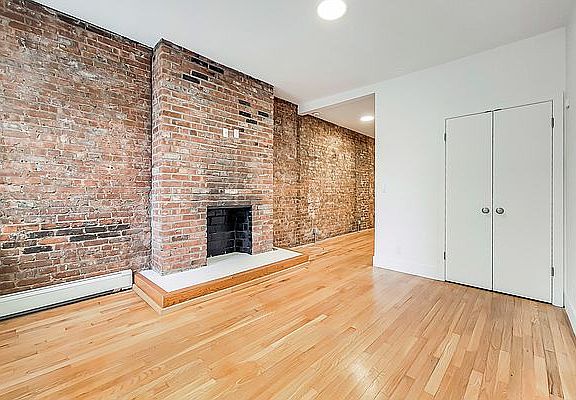 5th image of 146 10th Ave #3