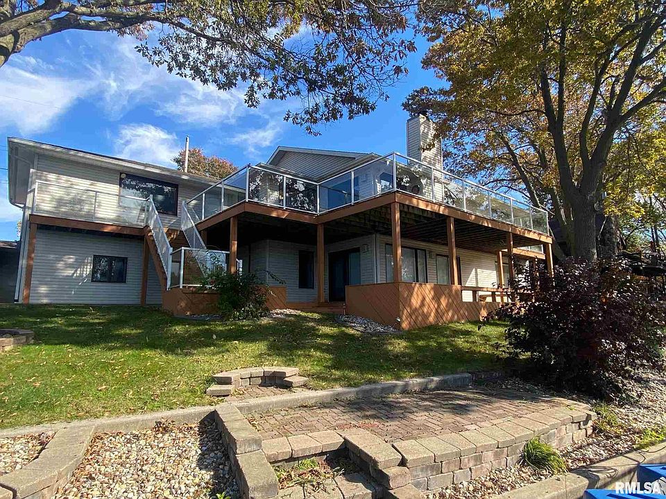 1st image of 871 Tulip Ln