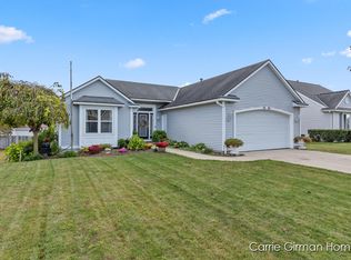3806 Pine Meadow Dr, Holland, MI 49424