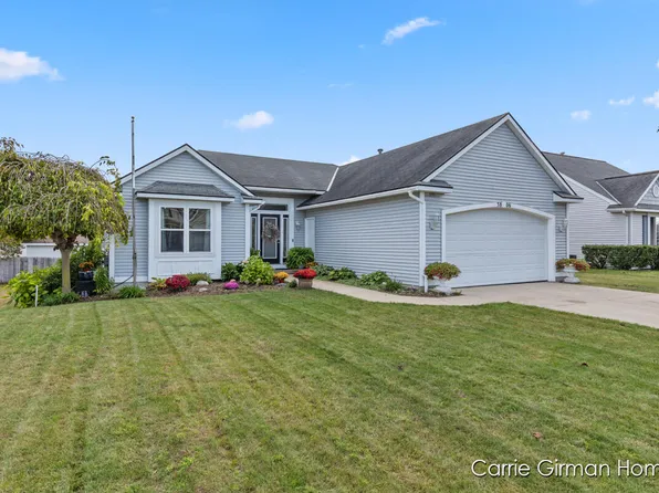 3806 Pine Meadow Dr, Holland, MI 49424