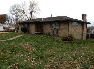 893 Highland Blvd, Coshocton, OH