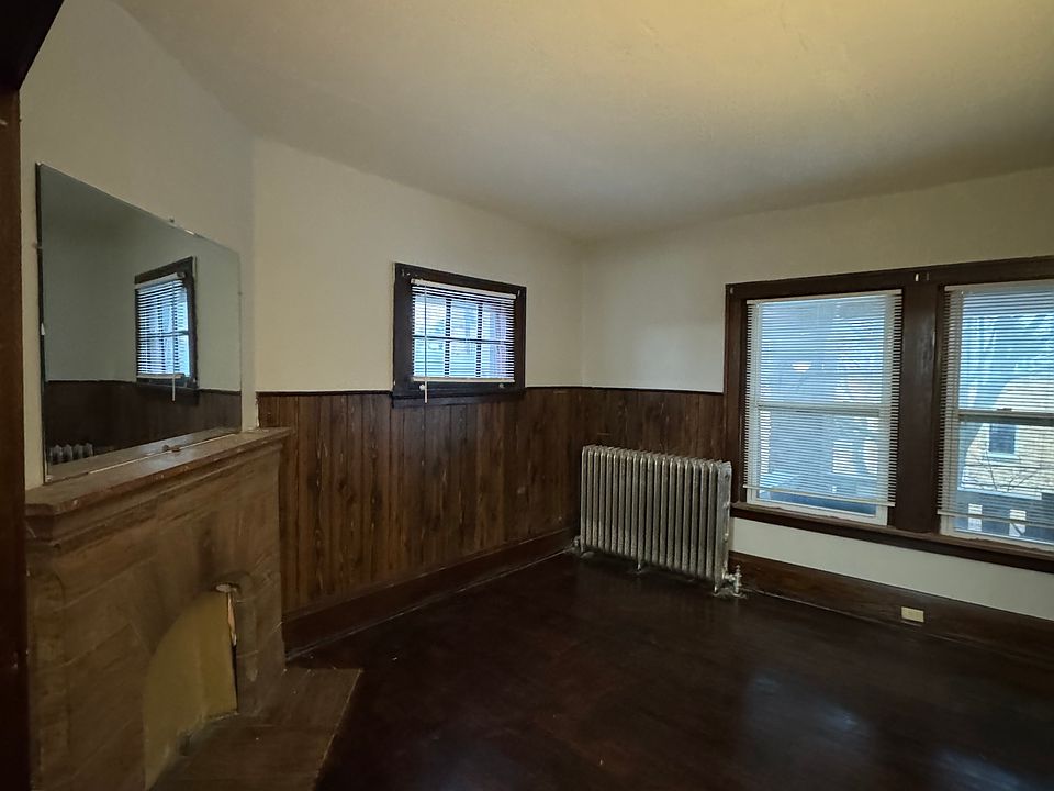 1st image of 1483 W 98th St APT 4
