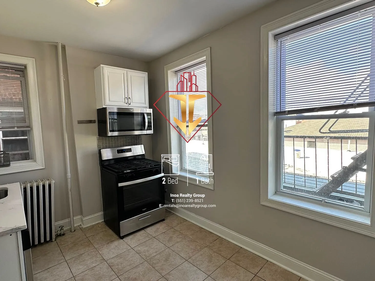 2 bed, 800 sqft, $2,025 — Photo 2