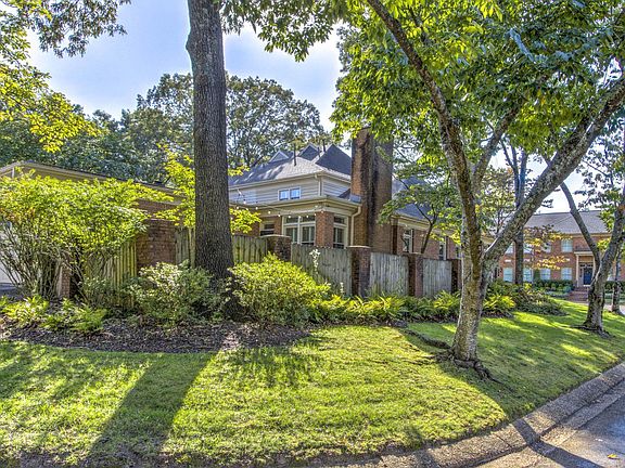 3rd image of 7205 Neshoba Cir