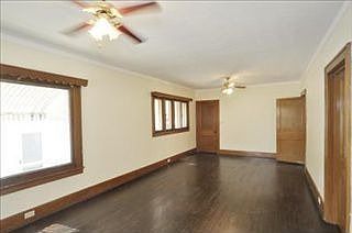 3rd image of 1429 Fremont Ave NW