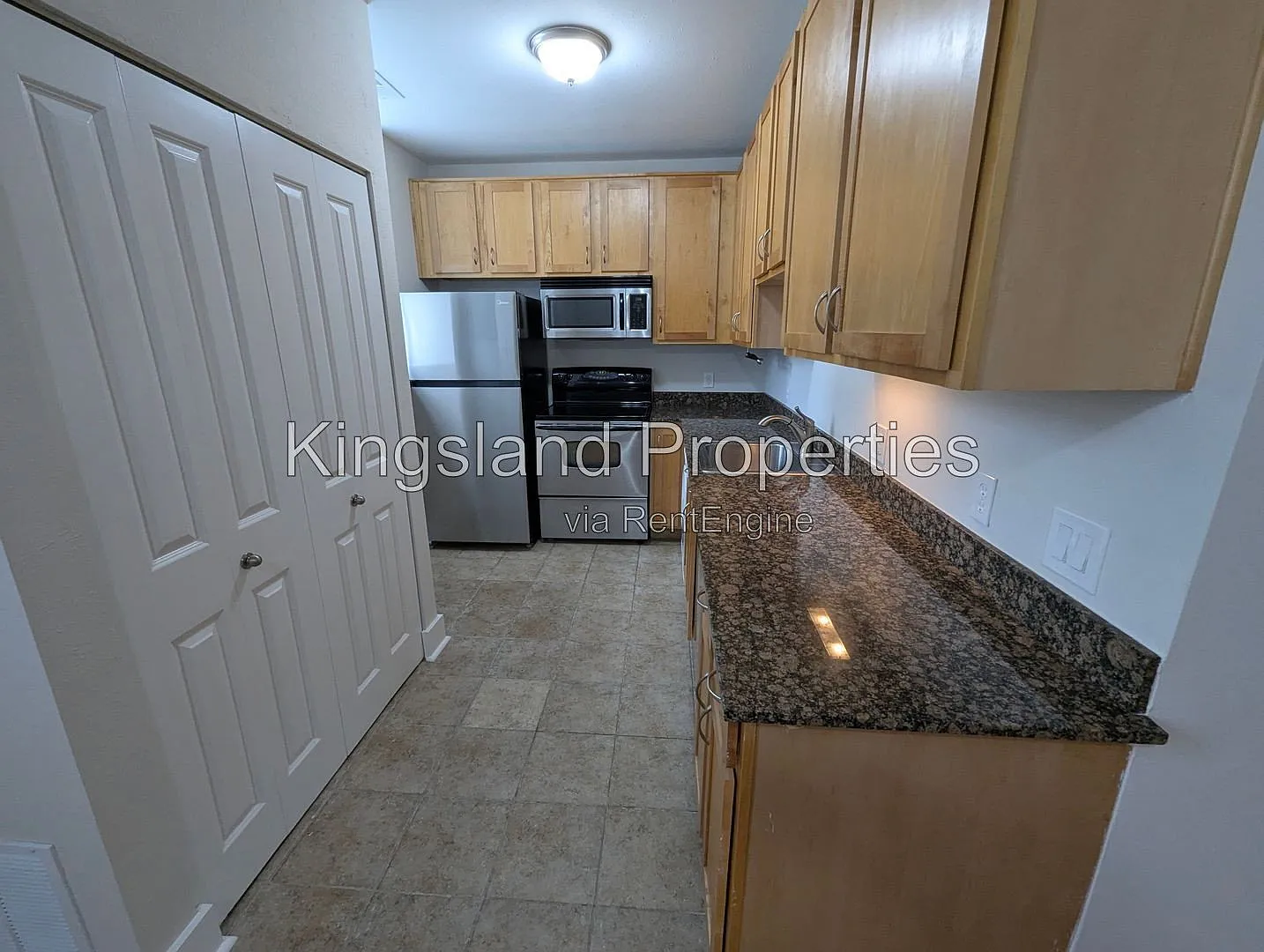 2 bed, 1.0 bath, 945 sqft, $1,395 — Photo 1