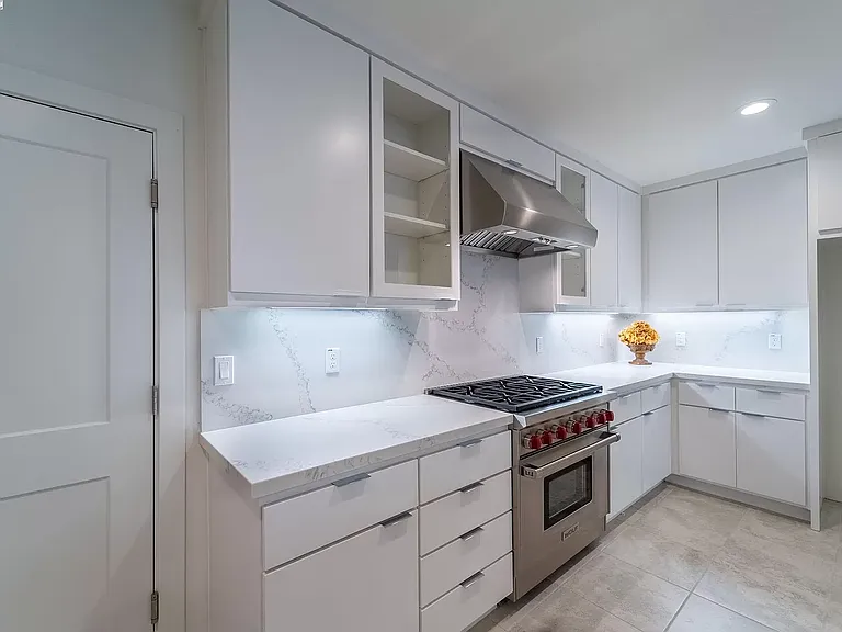 1107 Lorenzini Loop — Photo 1
