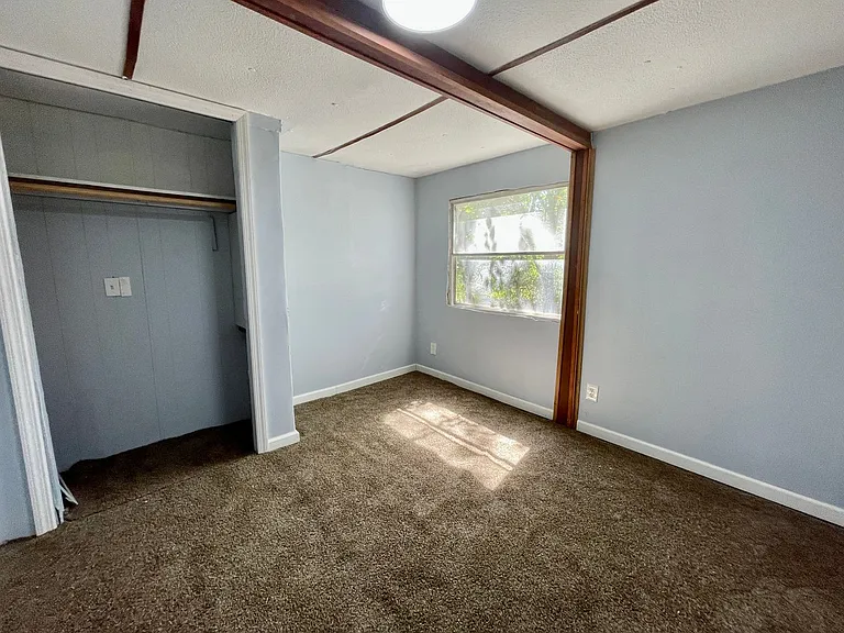 7625 Joseph St — Photo 8