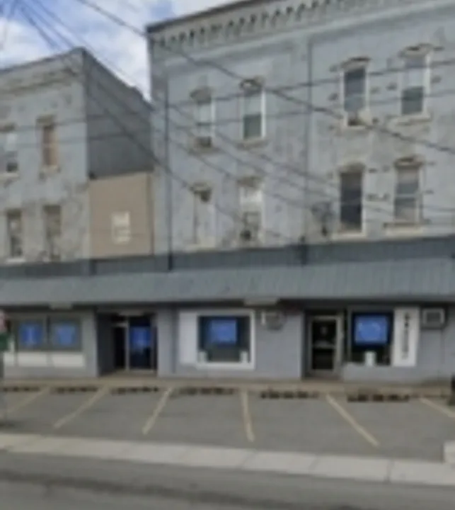 996 Jefferson Ave #24