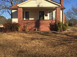 418 Linden St, Trussville, AL 35173