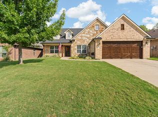 3137 Shoreline Dr, Burleson, TX 76028