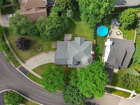 3rd image of 341 Tanager Dr