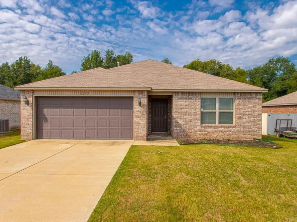 3272 Sage Grass Ln, Alexander, AR 72002