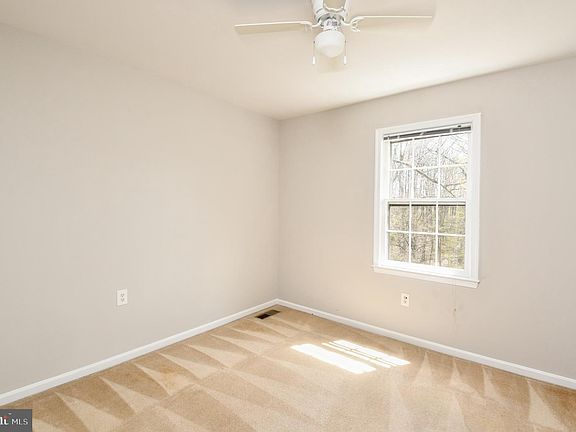 5th image of 12271 Cinnamon St