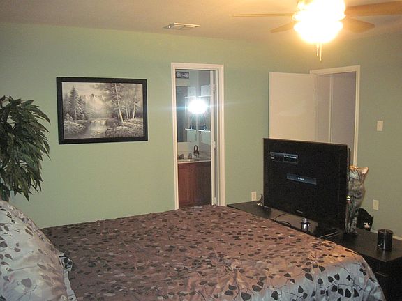 5th image of 12871 Pearson Dr