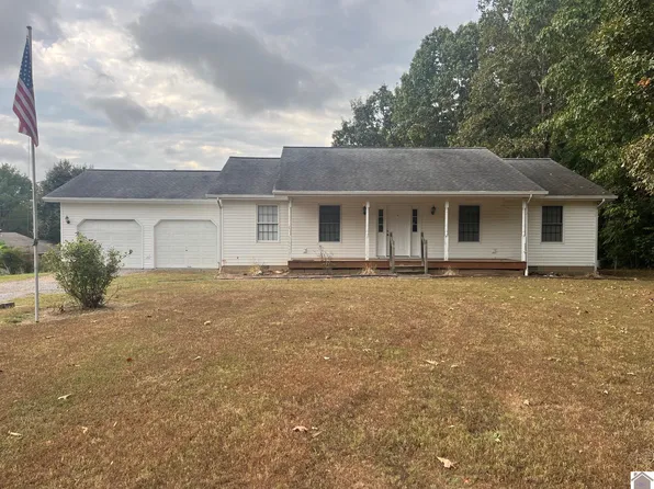 424 Cumberland Rd, Gilbertsville, KY 42044