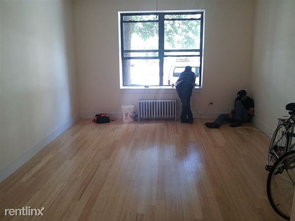 100 Lefferts Ave (1A) F