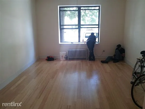 100 Lefferts Ave (1A) F