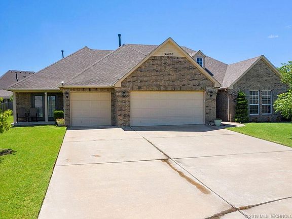 2nd image of 26400 Foxen Dr