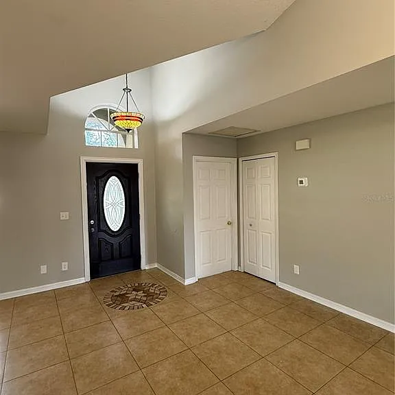 17802 Jefferson St — Photo 4