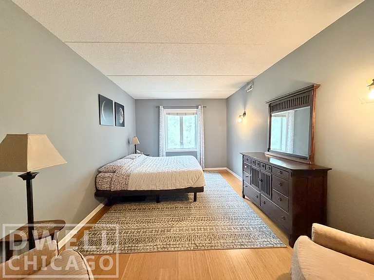 4625 W Lawrence Ave #401 — Photo 22