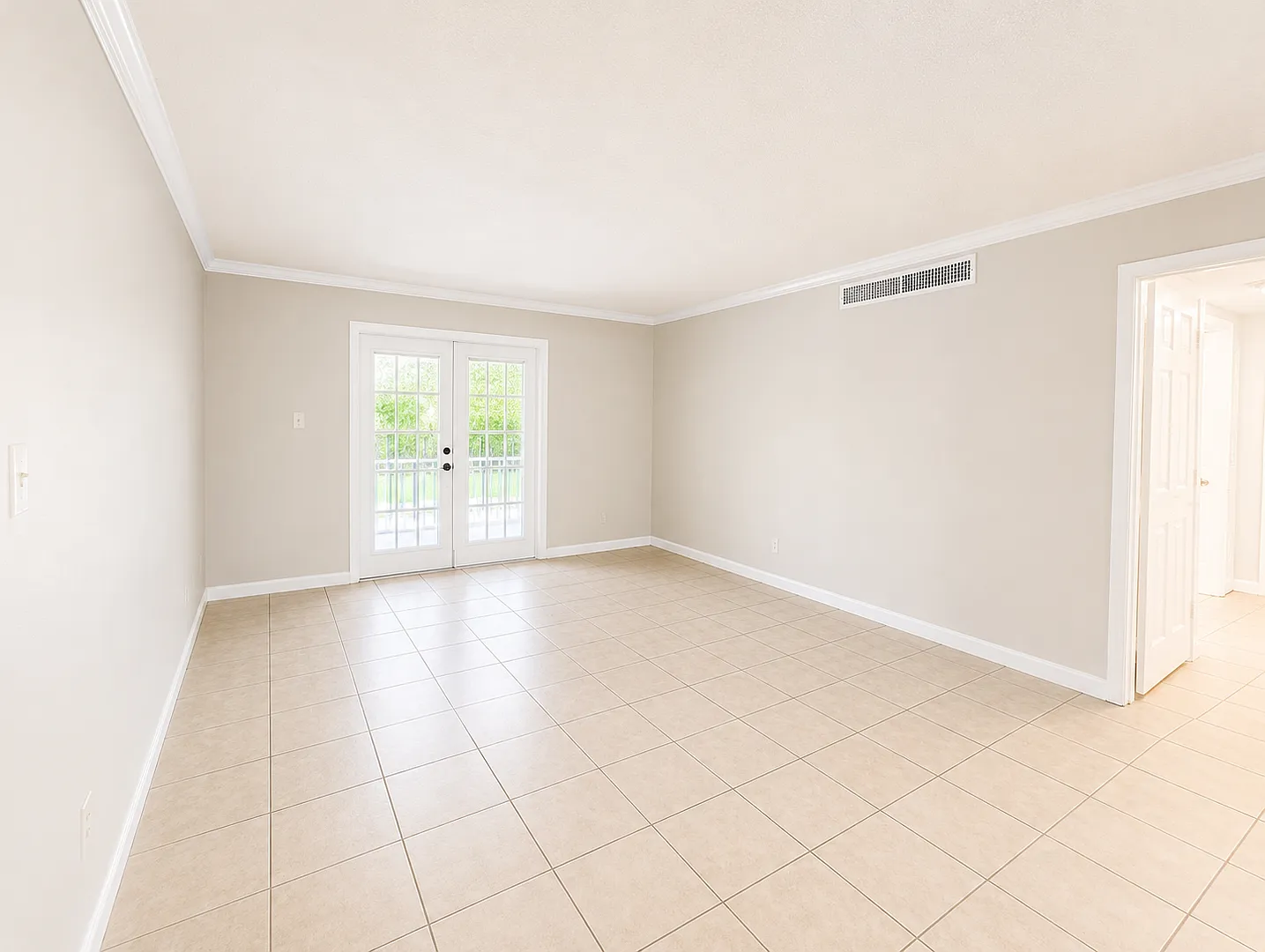 2 Bed / 2 Bath Condo. In Altamonte Springs, Available Now ! — Photo 2