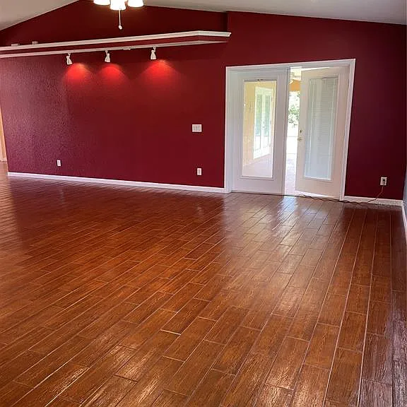 9461 Miami Cir — Photo 10