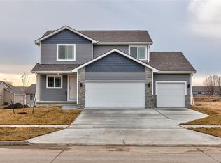 2721 SW 23rd St, Ankeny, IA 50023