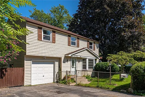 464 Eaton Rd Photo 1