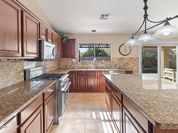 3rd image of 16355 W MARCONI Avenue