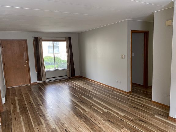 2nd image of 4747 W 101st St APT 106