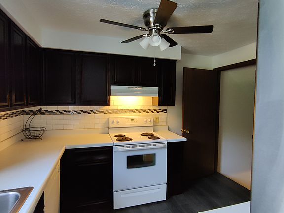 5th image of 13226 Mogadore Ave NW