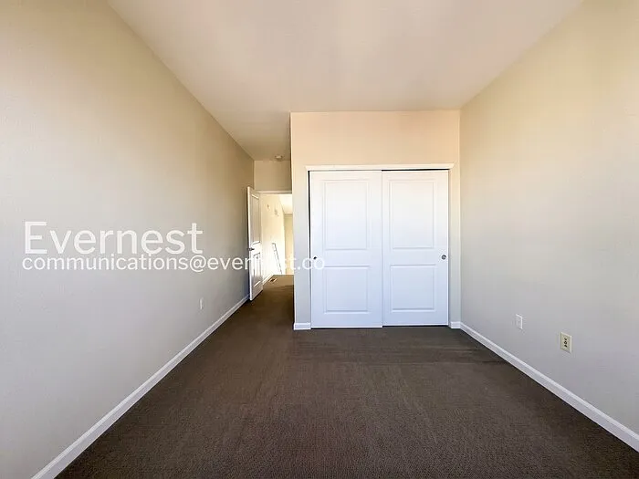84 Spruce St #405 — Photo 12