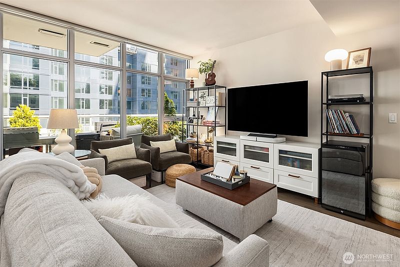 2nd image of 583 Battery Street #702N