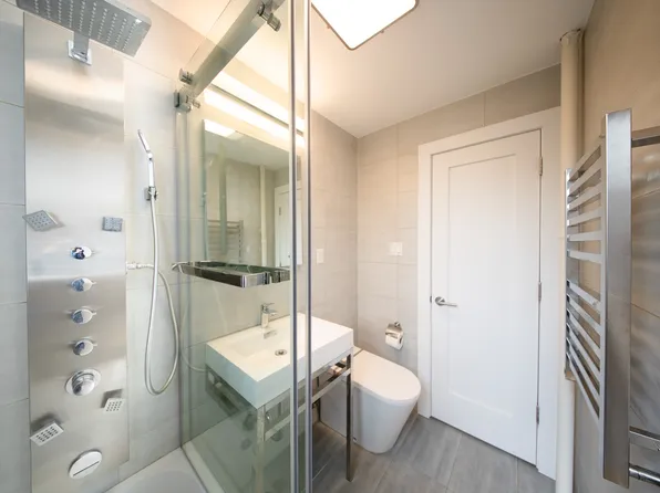 2569 West Second Street image 15 of 43