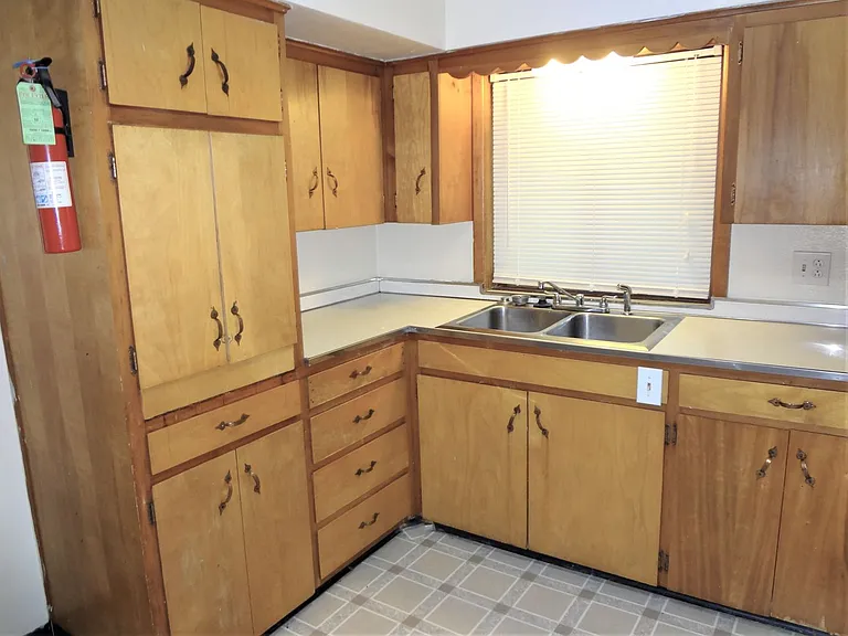 400 Mimosa Ct #1 — Photo 6