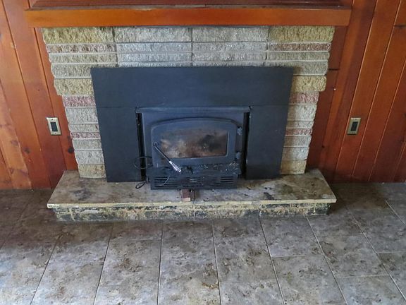4th image of 216 S Dayton Ave