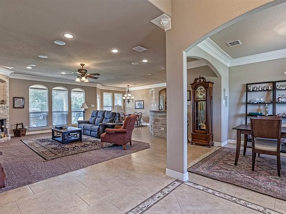 3rd image of 1200 Turfway Park Dr
