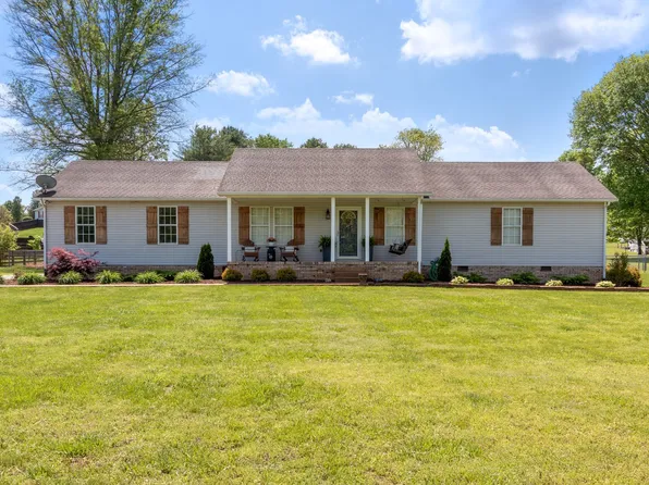 419 Lake Cir, Columbia, TN 38401