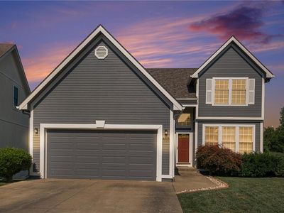 725 Redbud Dr, Paola, KS, 66071