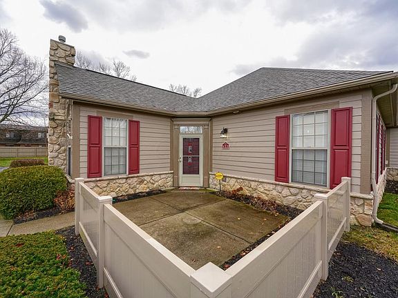 2nd image of 122 Villamere Dr #8