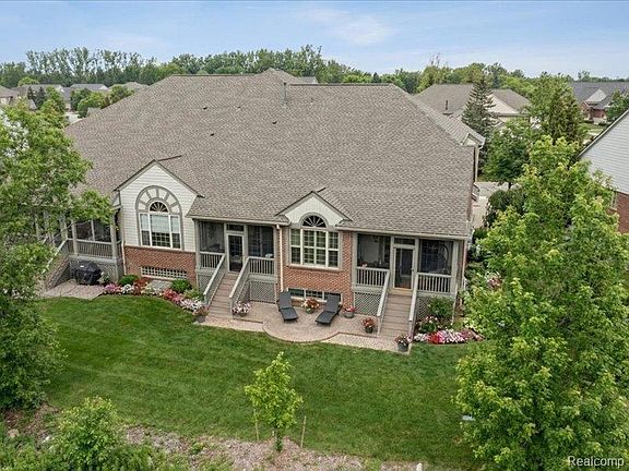 2nd image of 3838 N Winding Brook Cir #3