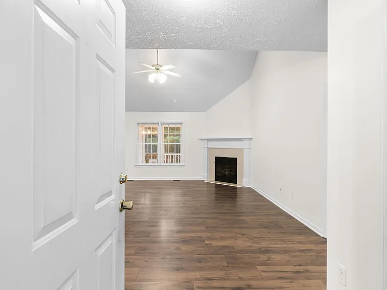 757 Stone Cross Dr — Photo 5