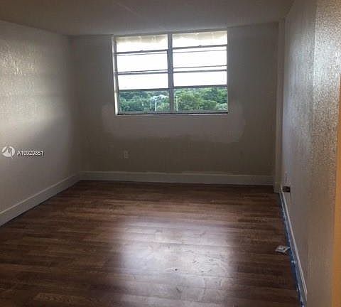 3rd image of 1251 NE 108th St APT 703