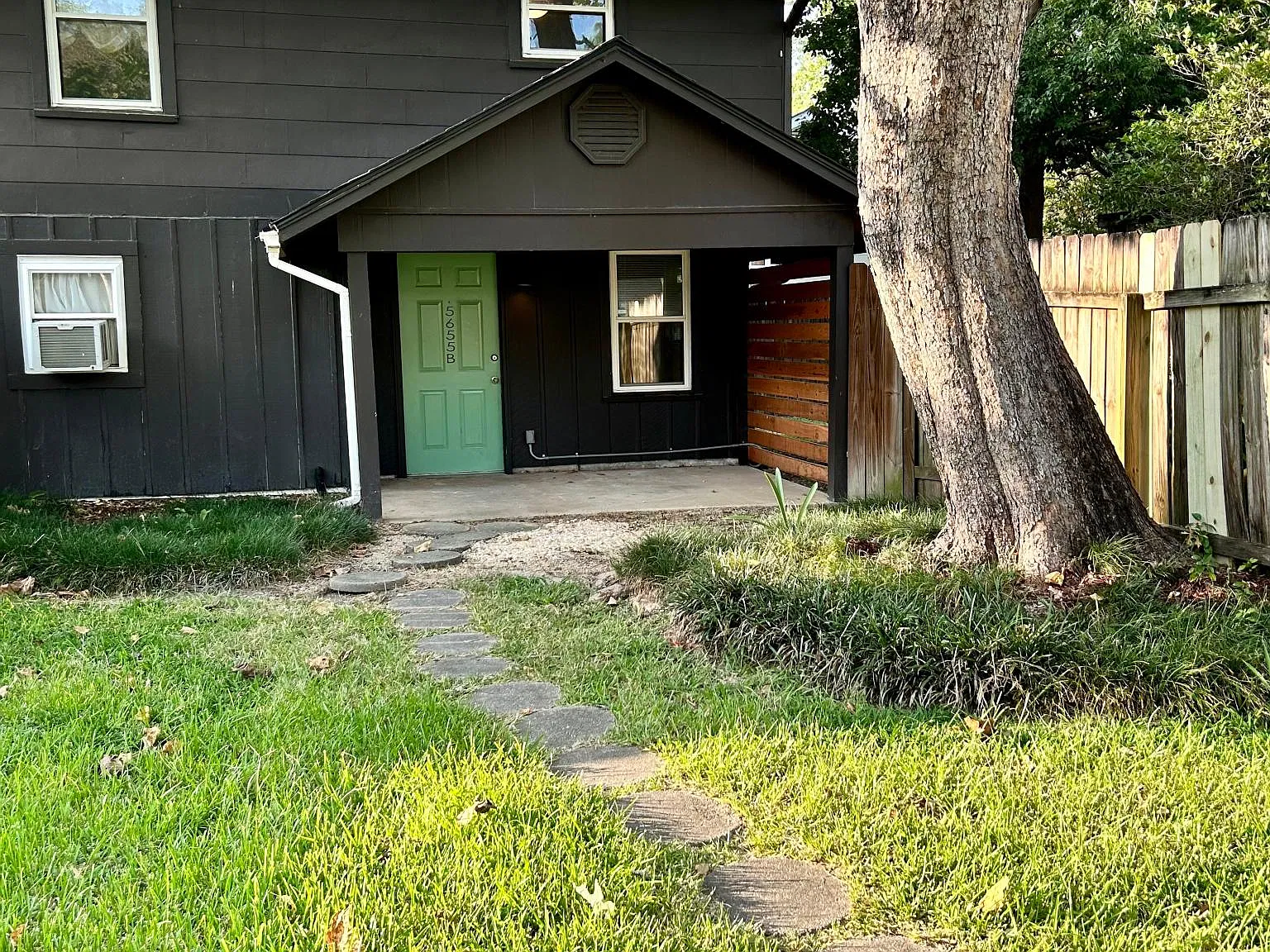 5655 Capital Heights Ave — Photo 2