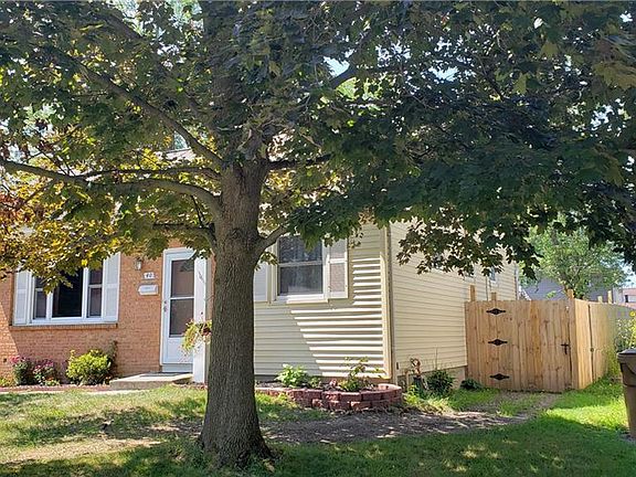 2nd image of 40 Rachelle Dr