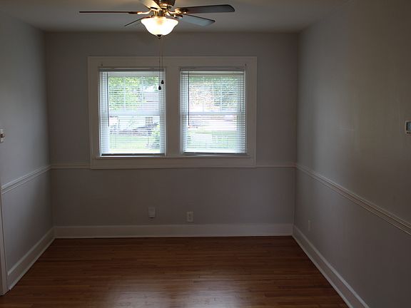 4th image of 925 E Markwood Ave